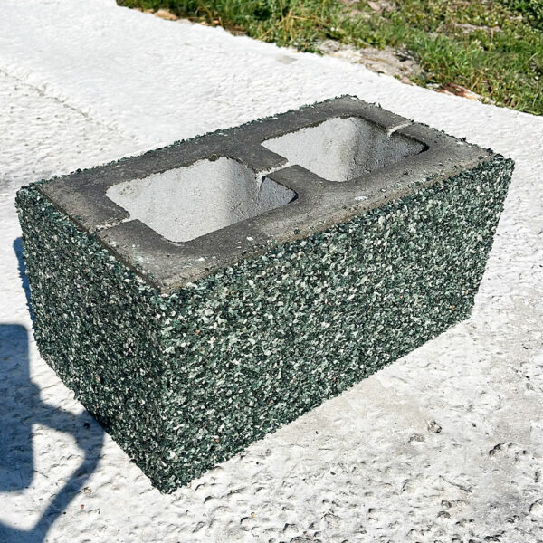 Каменный блок Верде Альпи